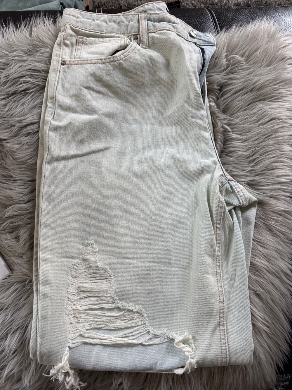 Women’s Light Sage Distressed Jeans - Classic Fit